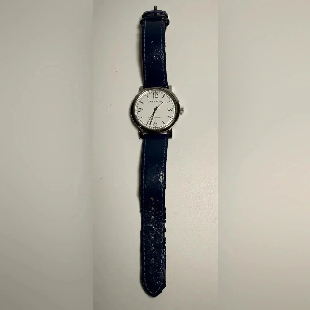 Anne Klein Silver Tone MOP Dial Watch blue needs new battery’s